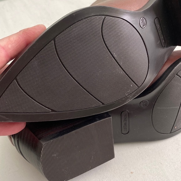 NWOT Nine West brown booties - Picture 14 of 16
